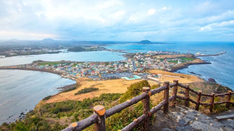 Du lịch đảo Jeju - cảnh quan tươi đẹp