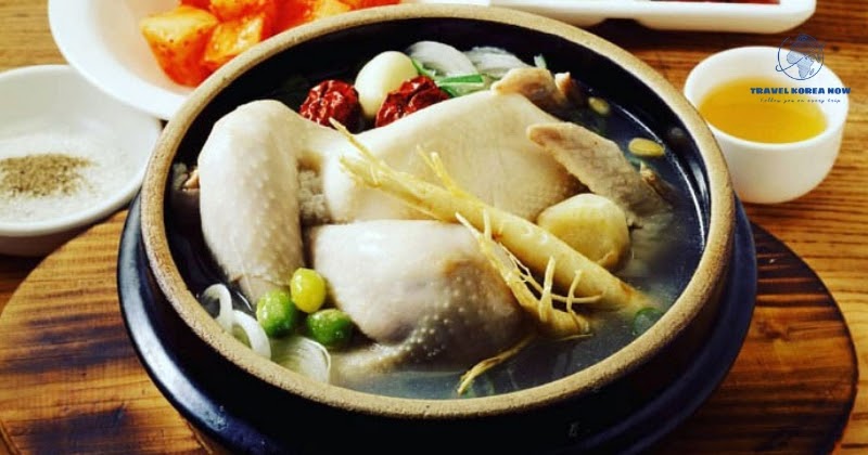 Món ăn Hàn Quốc - Gà hầm sâm