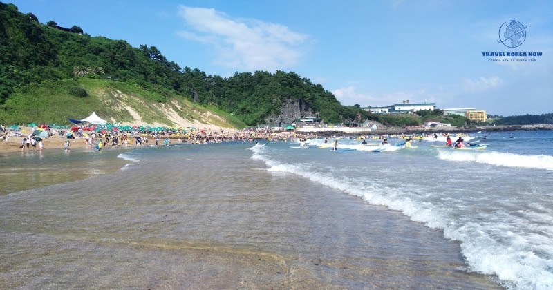 Bãi biển ở Jeju - bãi biển Jungmun