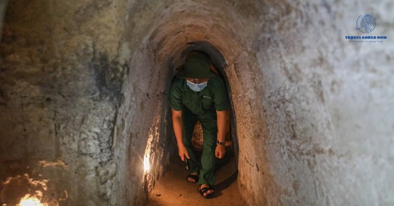 Coming to Saigon - conquering the tunnel with the tunnels - where you have to lie close to the ground to get through